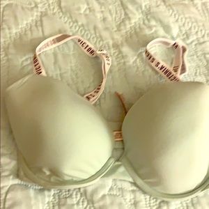 Victoria’s  secrets bra turquoise color